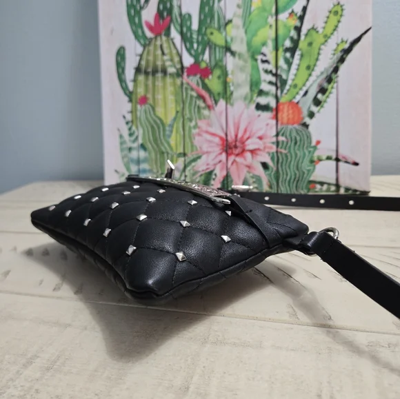 Michael Kors Women's MK Quilted Studded Multi-Bag-Black/Silver- EUC - Picture 8 of 16